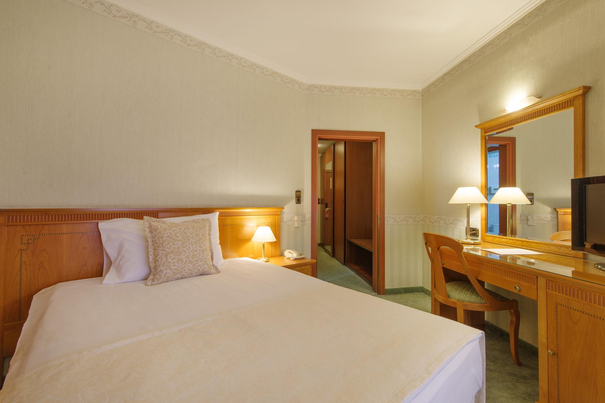 Downtown - Location In The Heart Of Hotel
