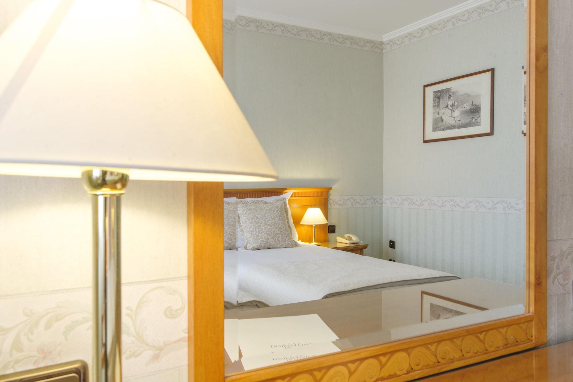 Downtown - Location In The Heart Of 4*