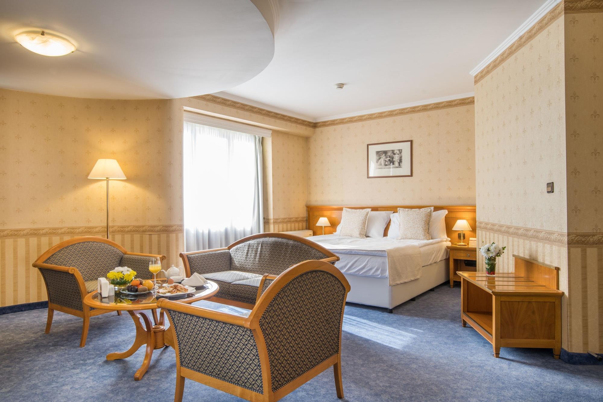 Downtown - Location In The Heart Of Hotel 4*