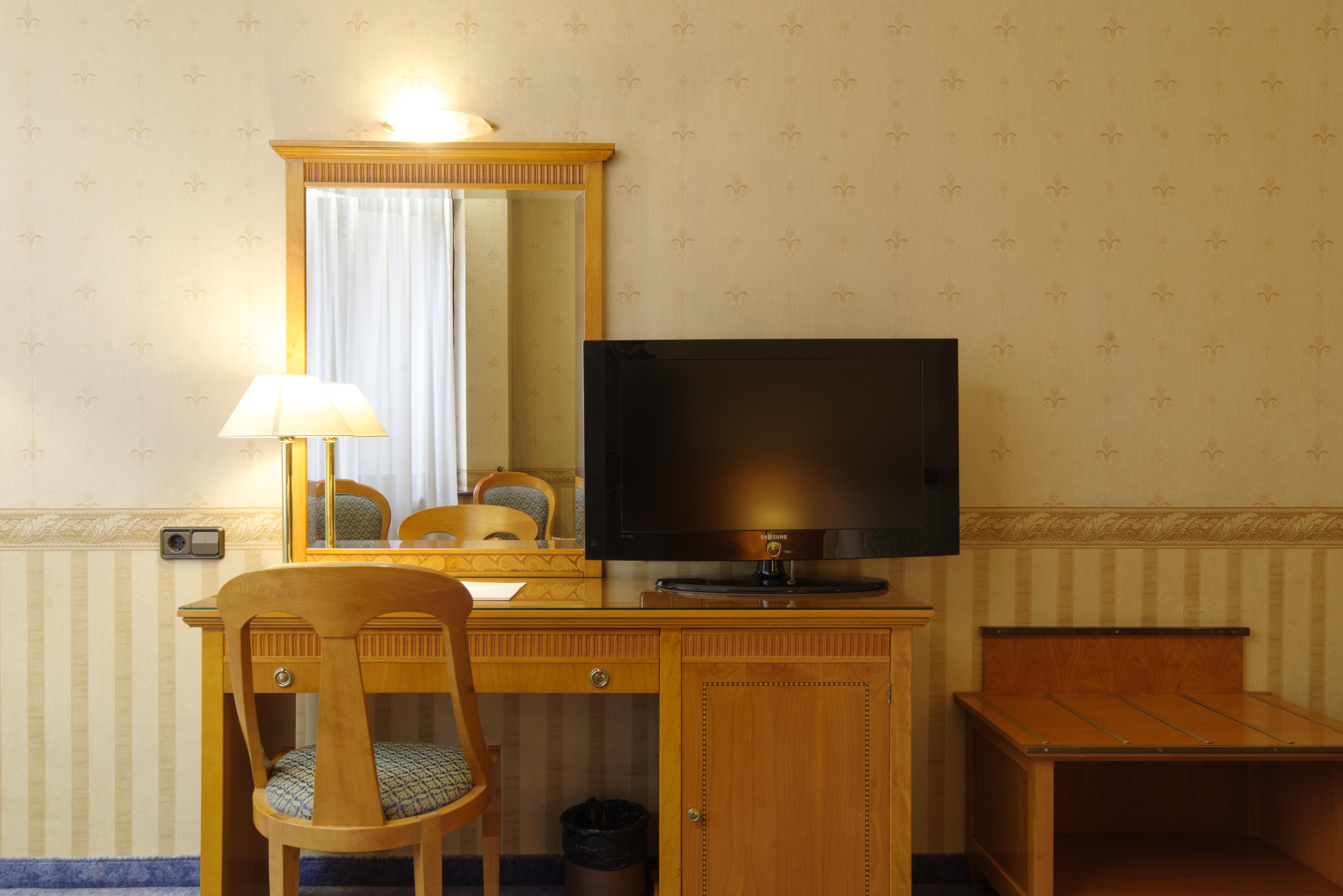 Downtown - Location In The Heart Of 4*