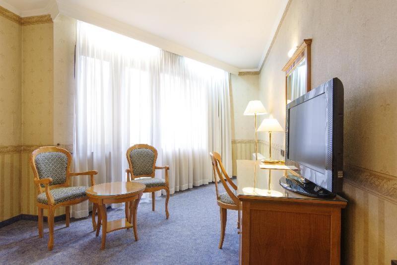 Downtown - Location In The Heart Of 4* Sofia
